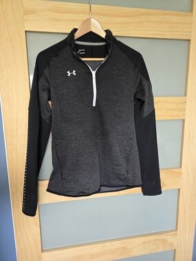 Under Armour Women's Charcoal & Black 1/4 Zip Training Top